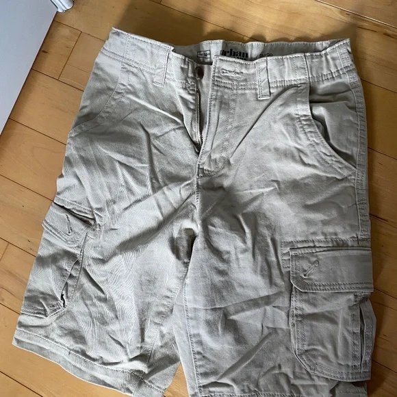 KOHL'S URBAN BOYS SIZE 14 CARGO SHORTS - Picture 2 of 4